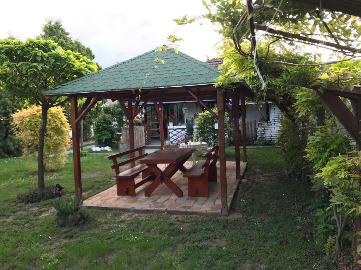Santa Maria Apartment Donji Kovilj Екстер'єр фото